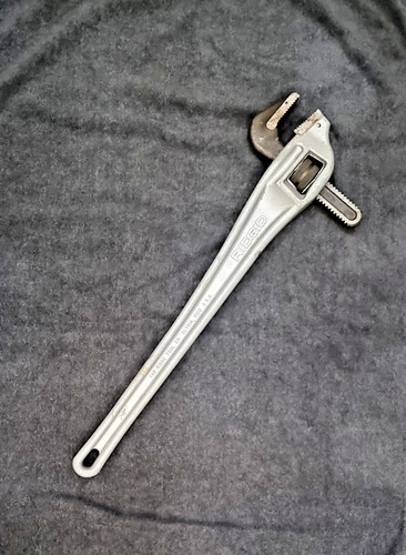 Ridgid 600mm aluminium - 24",